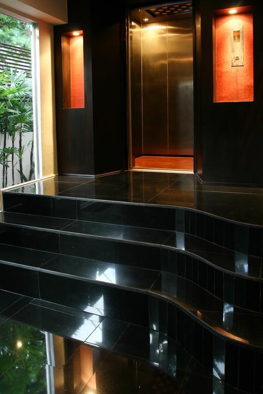 Mirth Sathorn Hotel Bangkok Dış mekan fotoğraf