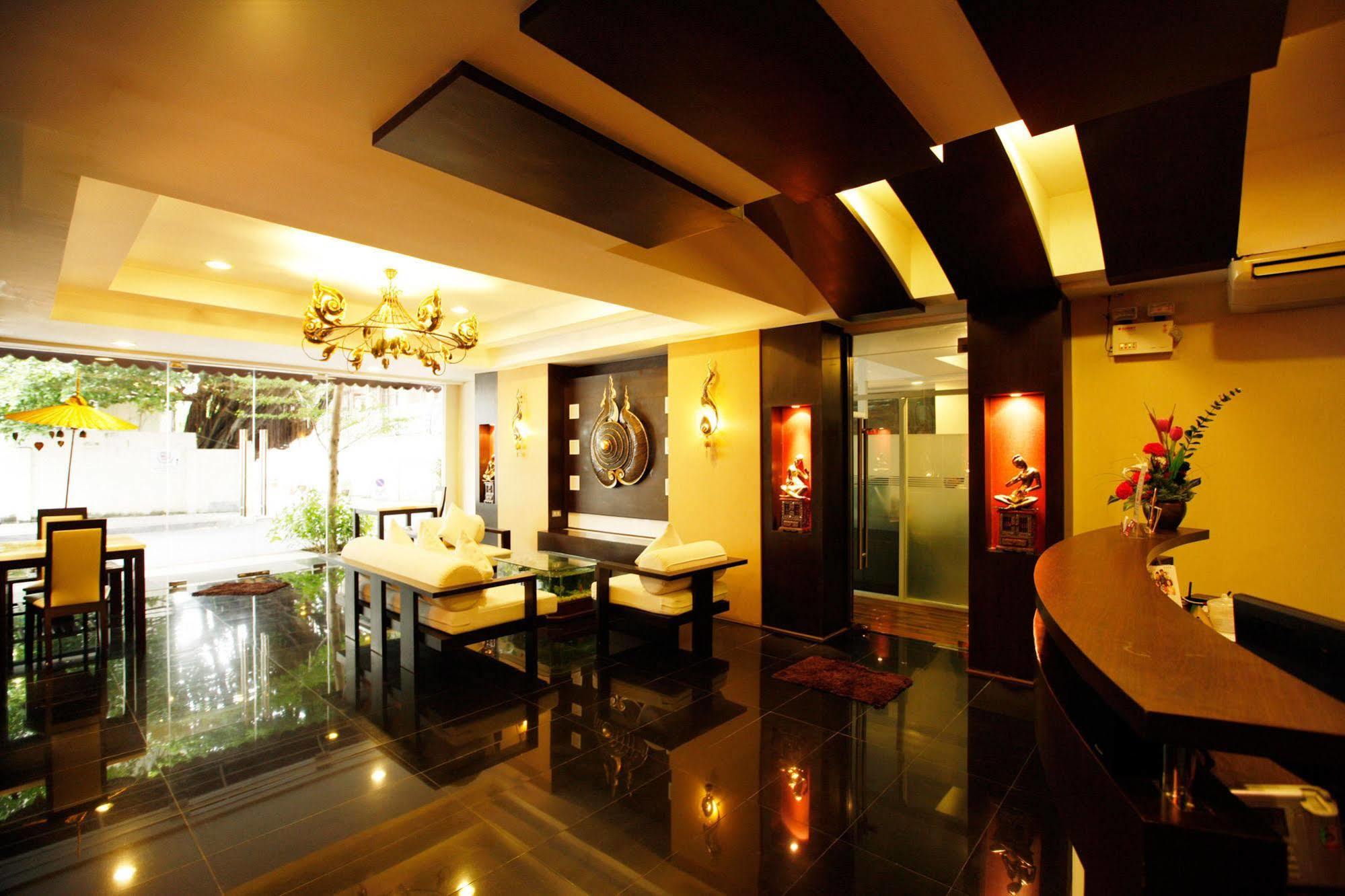 Mirth Sathorn Hotel Bangkok Dış mekan fotoğraf