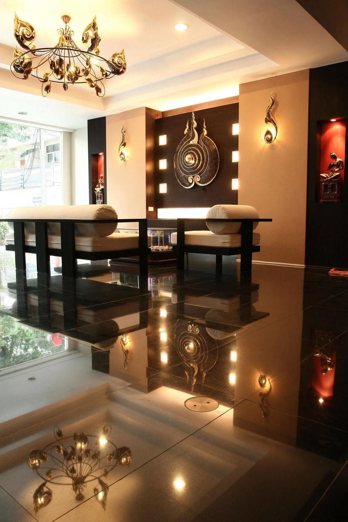 Mirth Sathorn Hotel Bangkok Dış mekan fotoğraf