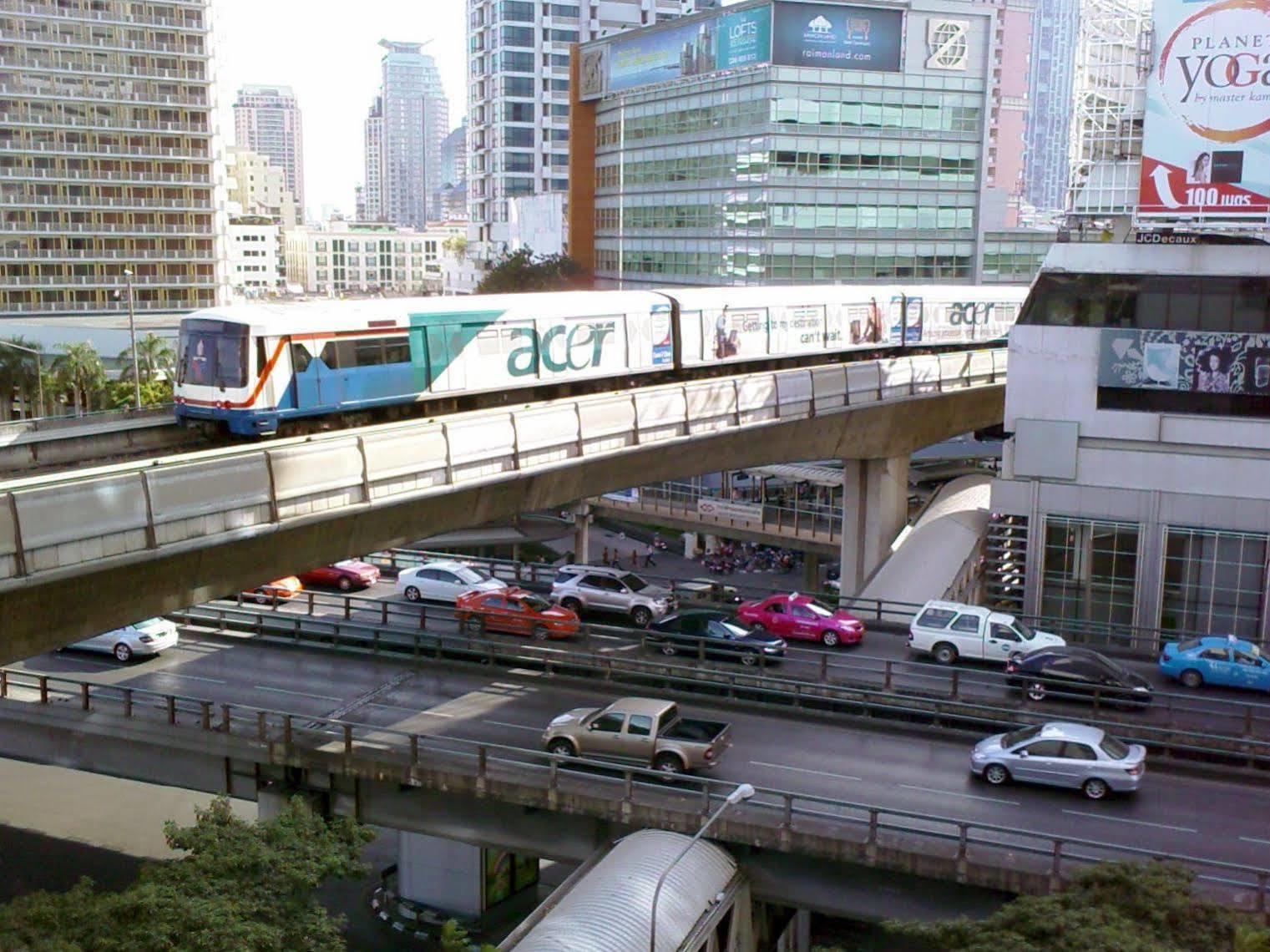 Mirth Sathorn Hotel Bangkok Dış mekan fotoğraf